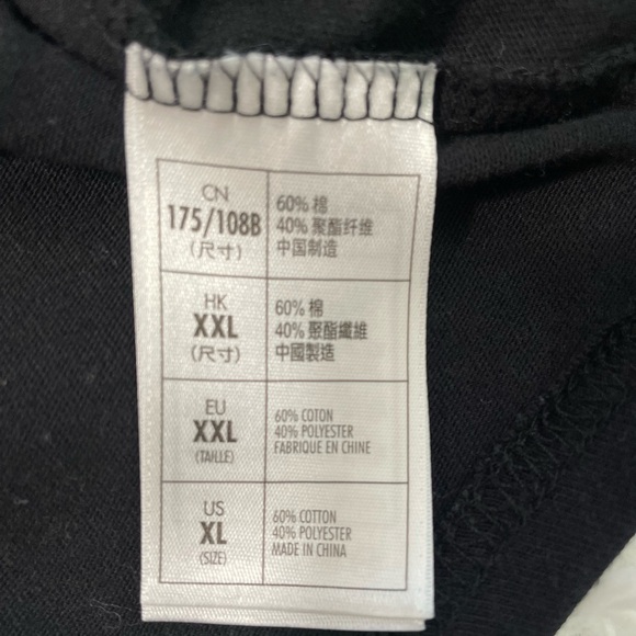 Disney Parks Minnie Mouse Vacation Winking Polka Dot Back Glitter Top Shirt XL - Picture 6 of 7